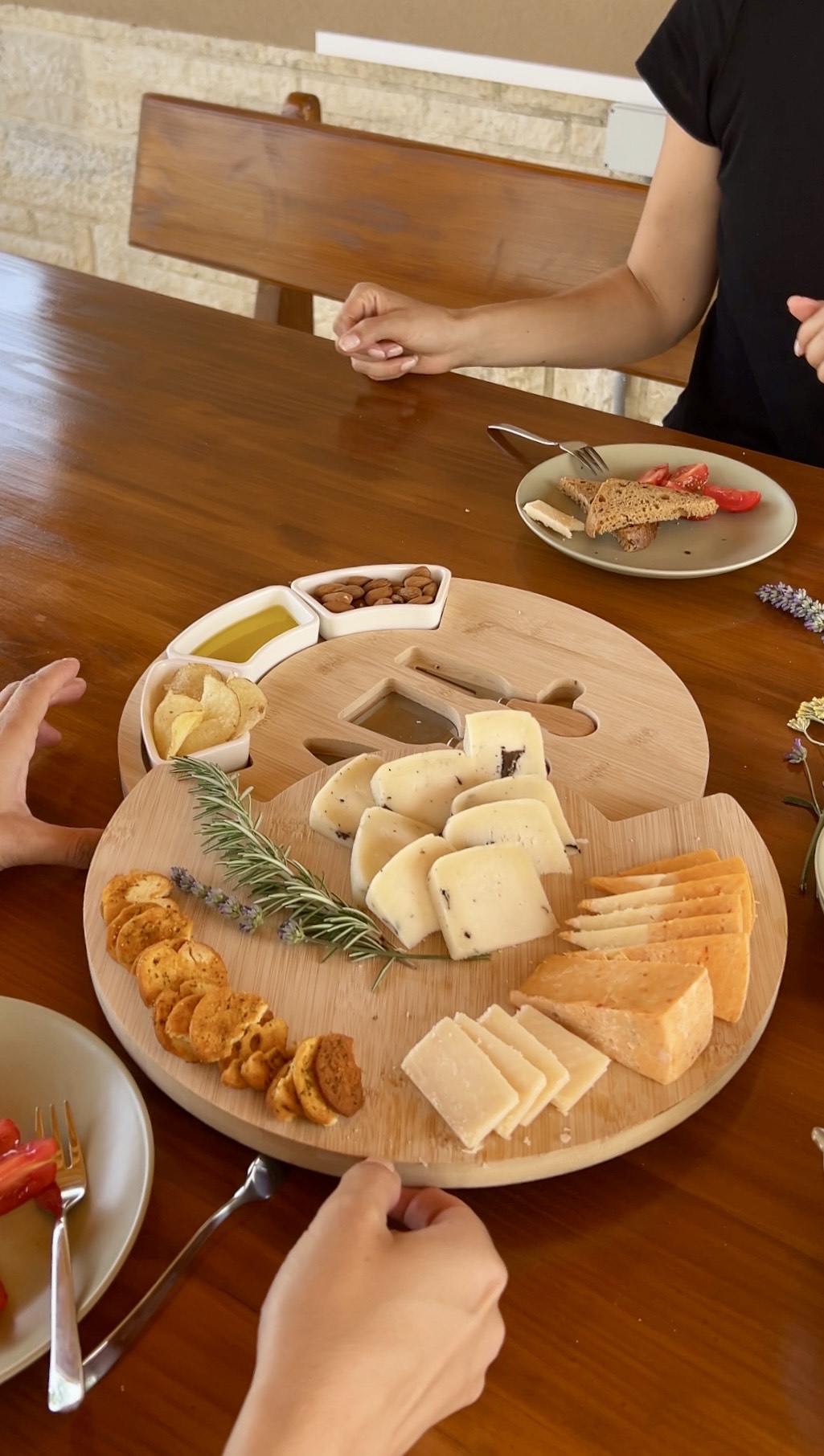 Podnos na Delikatesy ze Dřeva a Keramiky